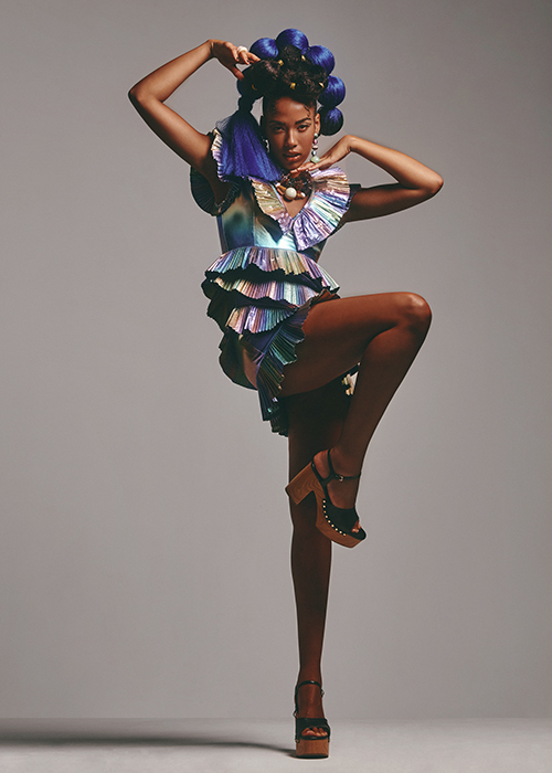Immagine HAIRFASHION Maria Montes and Manuel Mon D/Maria_Montes-2023-A807-05 A.jpg